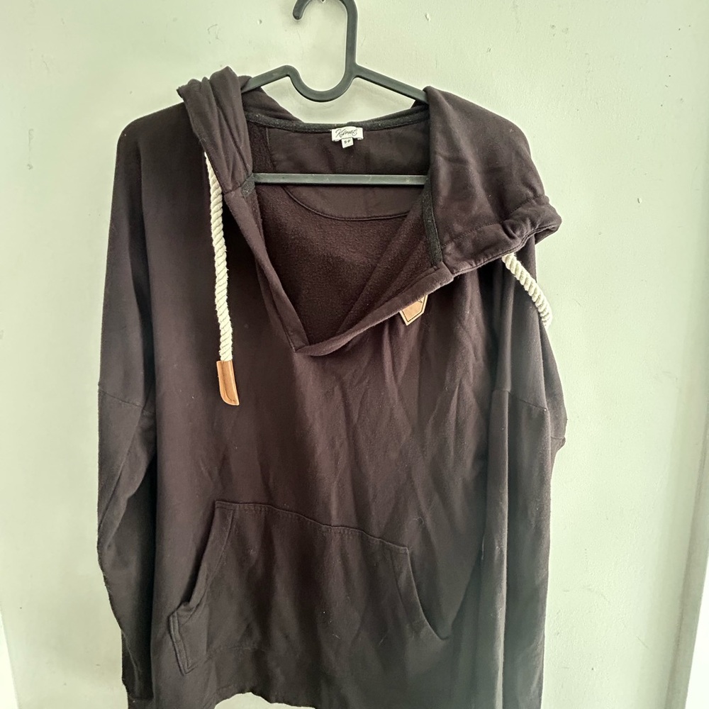 Kismet Dark Gray Hooded VNeck Pullover Sweatshirt cord strings Small